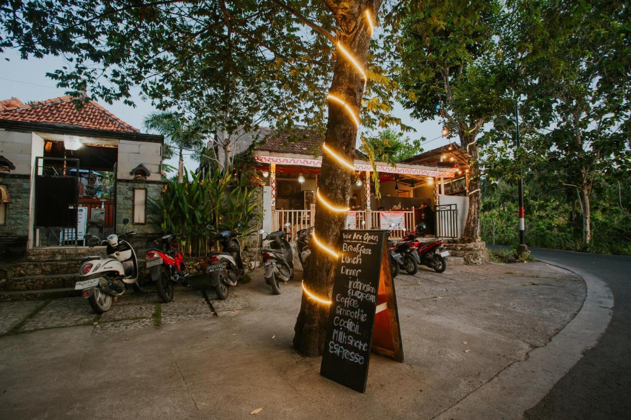 Jona Bungalow Sakti Exterior photo